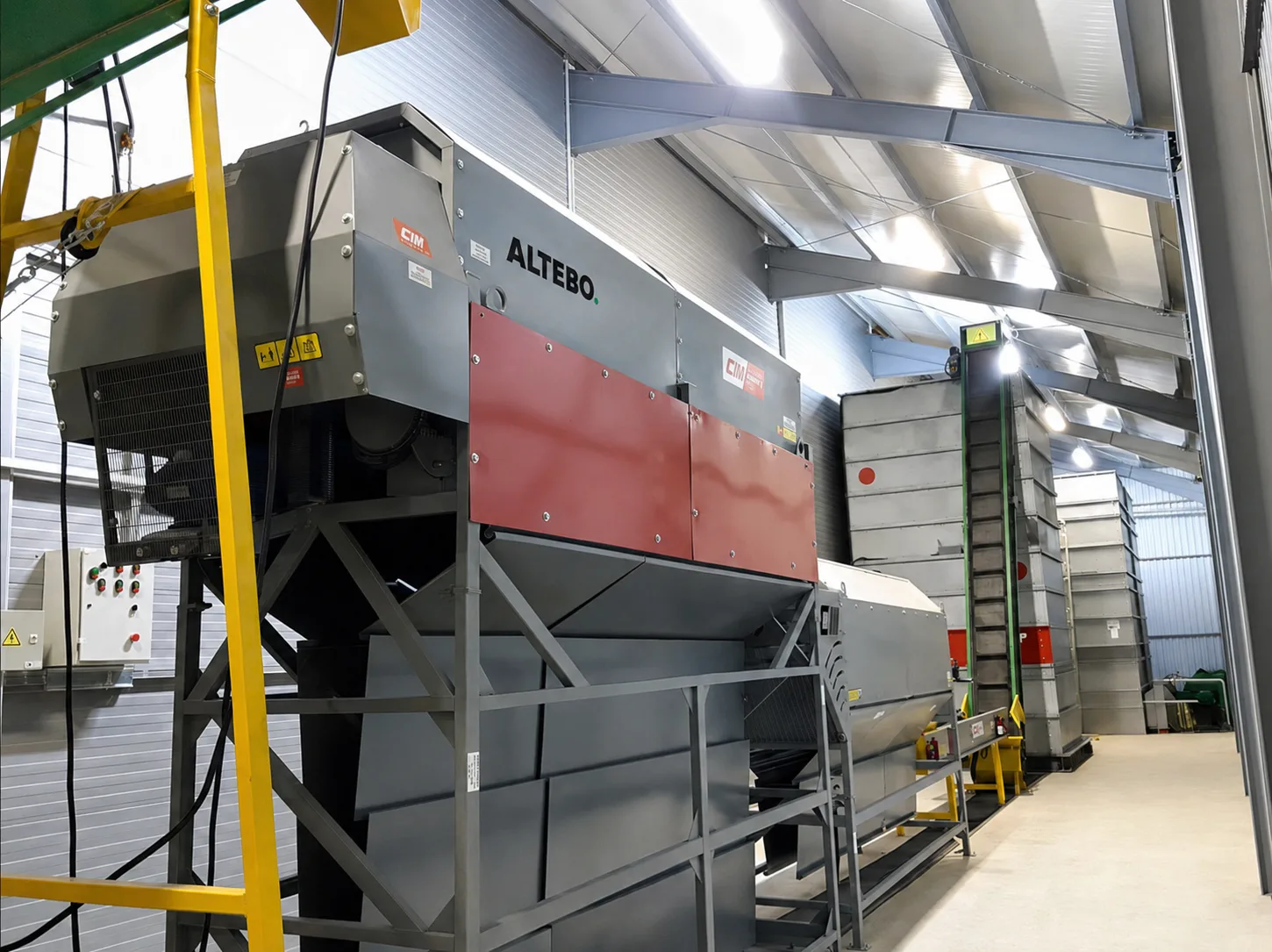 Echipament industrial montat și automatizat de echipa Altebo